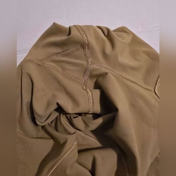 Lululemon Athletica Fast and Free Grape Leaf Tight Size 4 27" inseam - Picture 4 of 8